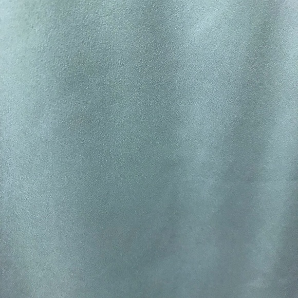 🎉HP 6/18🎉 Ann Taylor blouse - Picture 3 of 6